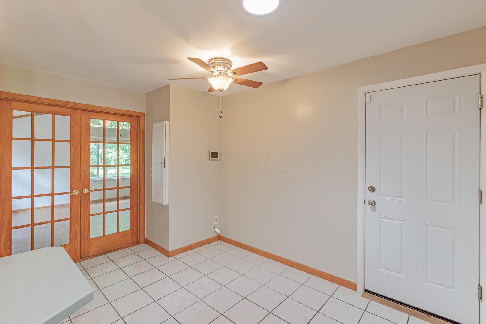 6365 Harlem Road Westerville, OH 43081 - Photo 15 of 61 6365-Harlem-40