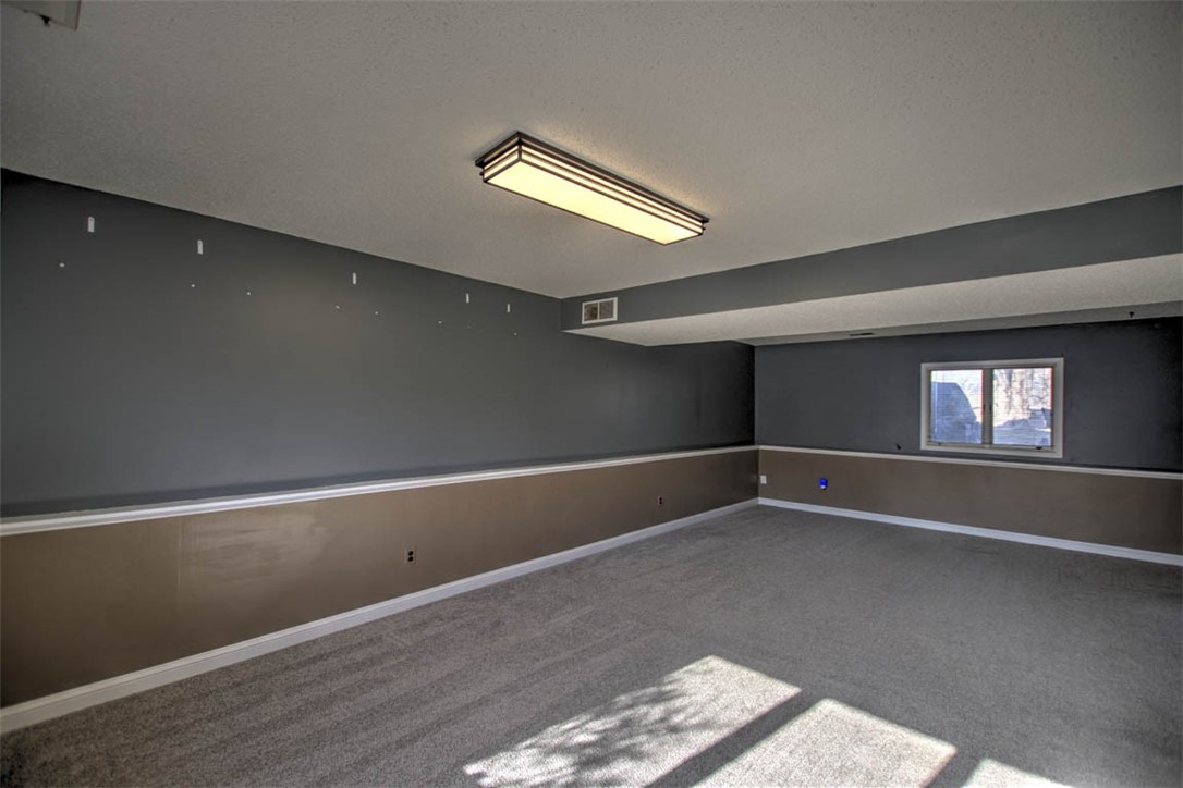 1960 West Melrose Drive Decatur, IL 62526 - Photo 21 of 31 Gallery Image 21