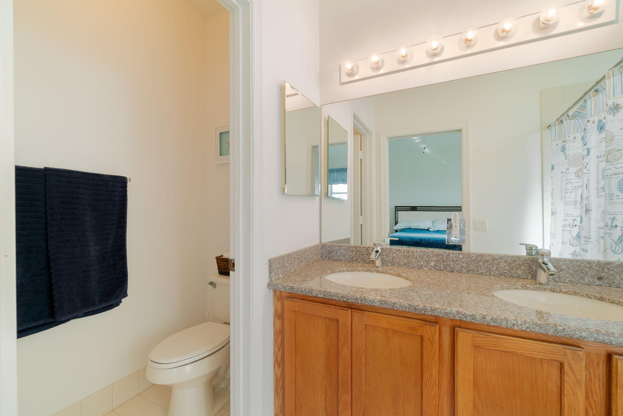 3165 Laurel Ridge Circle Riviera Beach, FL 33404 - Photo 20 of 32 Master bath