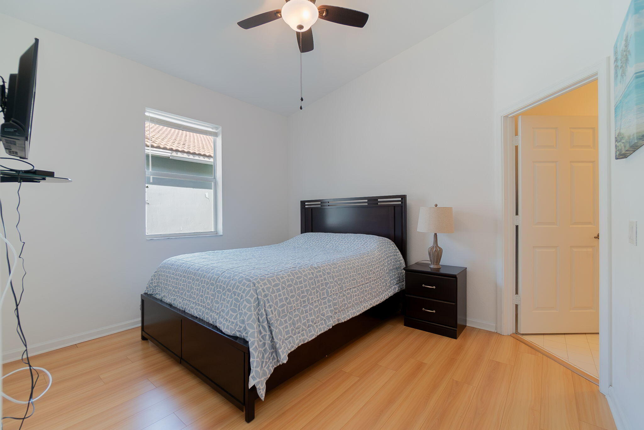 3165 Laurel Ridge Circle Riviera Beach, FL 33404 - Photo 21 of 32 Guest bedroom