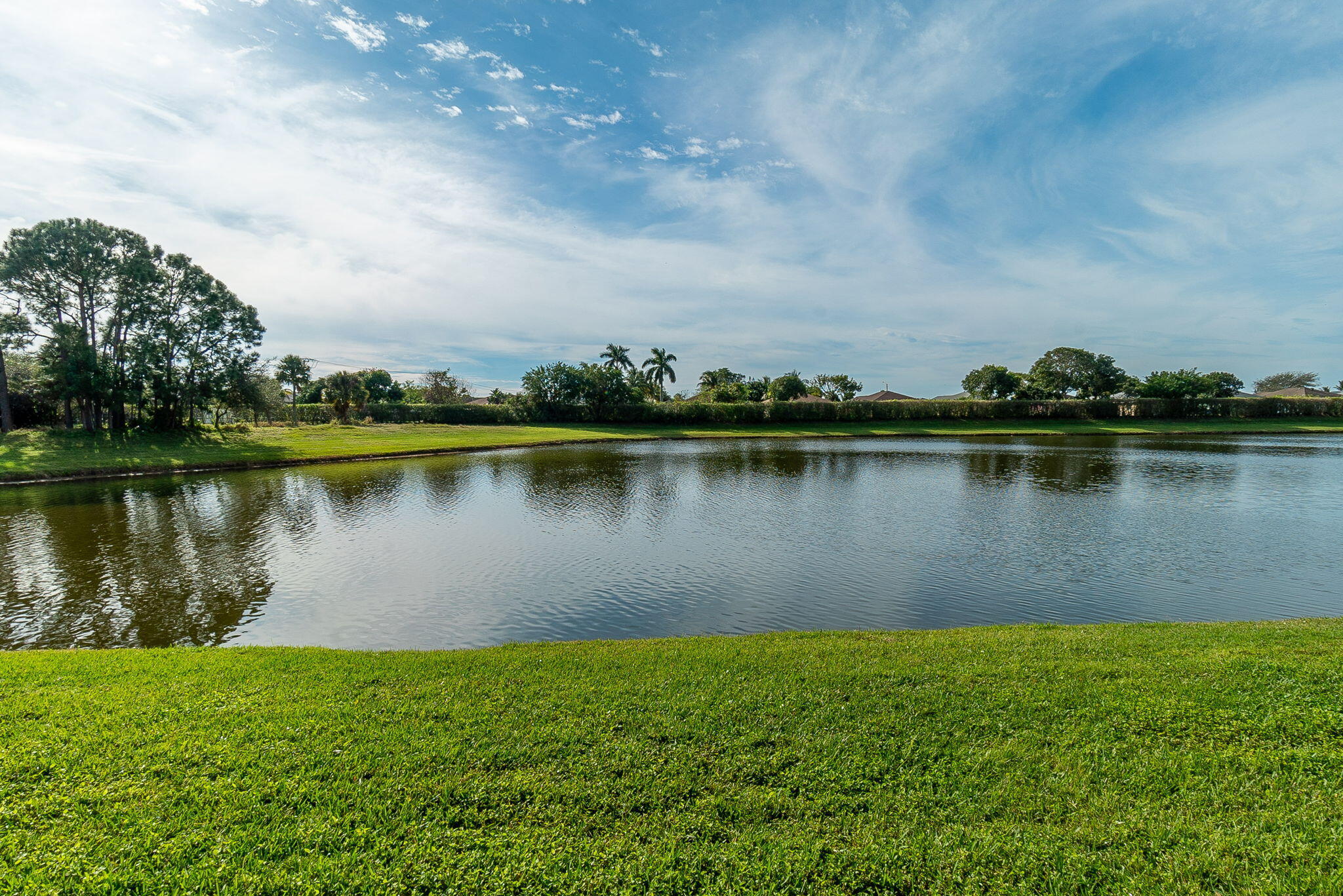 3165 Laurel Ridge Circle Riviera Beach, FL 33404 - Photo 30 of 32 Lakefront