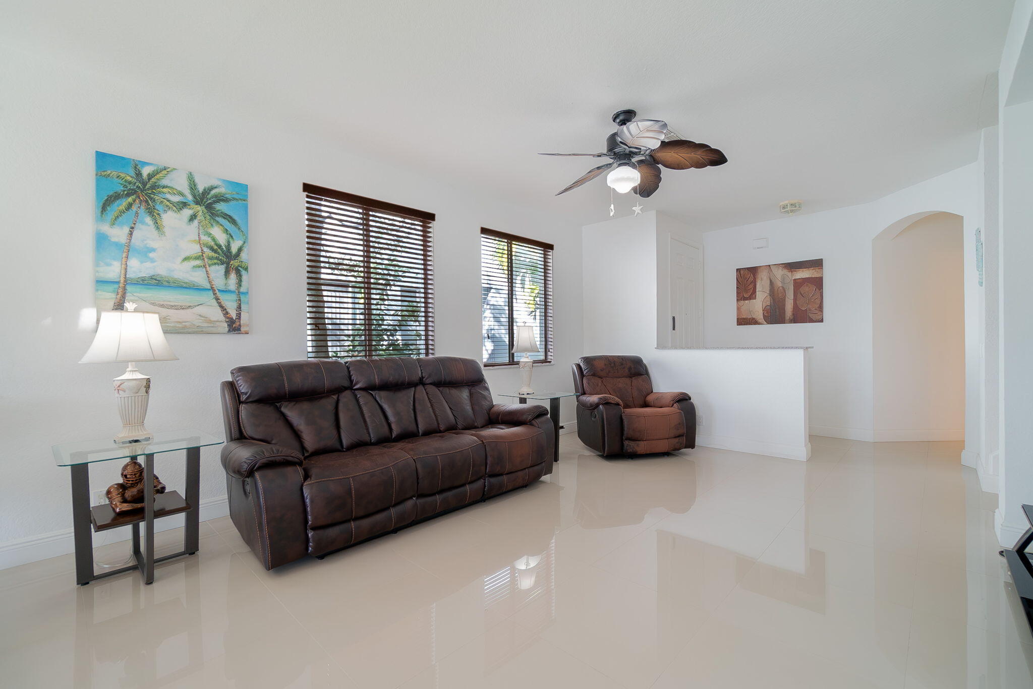 3165 Laurel Ridge Circle Riviera Beach, FL 33404 - Photo 8 of 32 Living