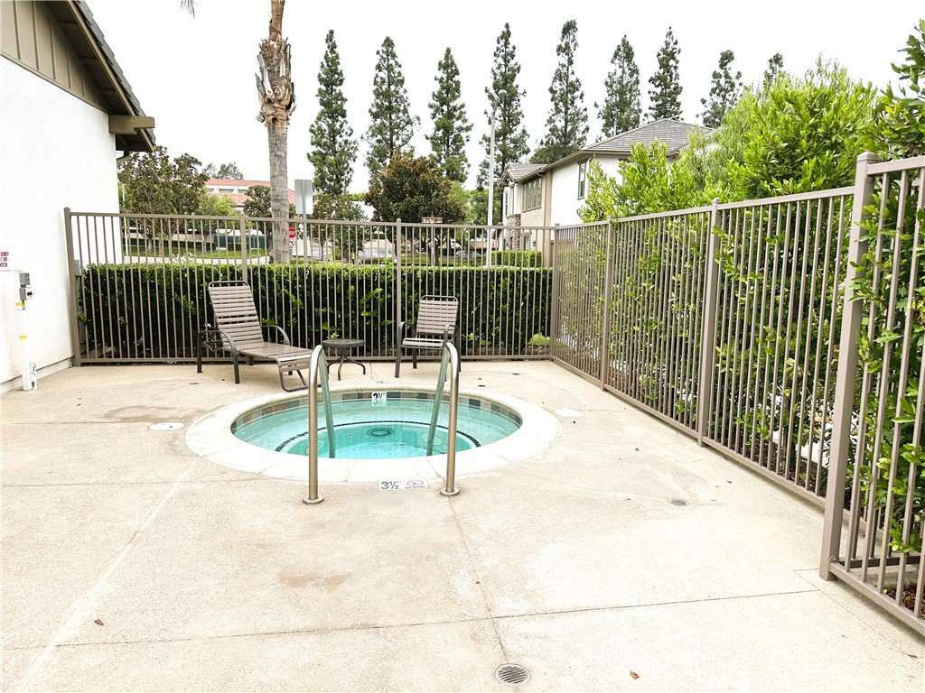 5076 Ruth Way Yorba Linda, CA 92886 - Photo 52 of 58 Community Jacuzzi