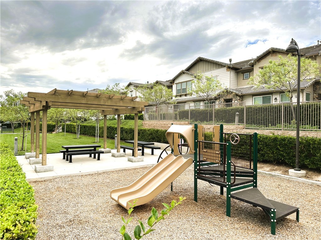 5076 Ruth Way Yorba Linda, CA 92886 - Photo 53 of 58 Community Playground