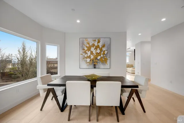 $1,595,000 | 1966 Viewpointe Circle, Santa Rosa, CA 95403