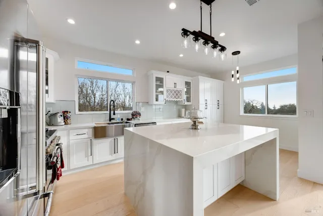 $1,595,000 | 1966 Viewpointe Circle, Santa Rosa, CA 95403