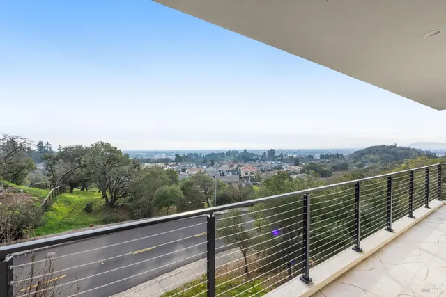 $1,595,000 | 1966 Viewpointe Circle, Santa Rosa, CA 95403