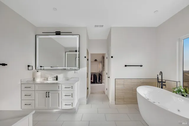 $1,595,000 | 1966 Viewpointe Circle, Santa Rosa, CA 95403