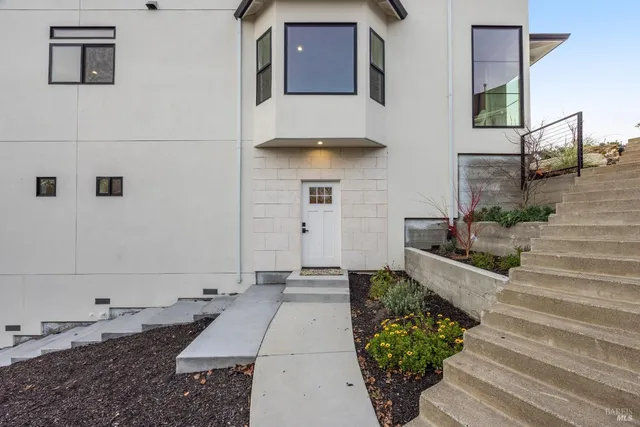 $1,595,000 | 1966 Viewpointe Circle, Santa Rosa, CA 95403