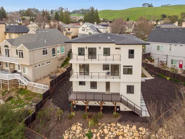 $1,595,000 | 1966 Viewpointe Circle, Santa Rosa, CA 95403