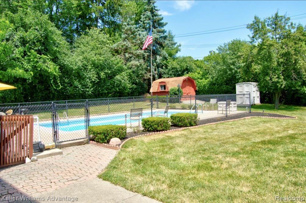 26350 Drake Road Farmington, MI 48331 - Photo 44 of 51 43.jpg