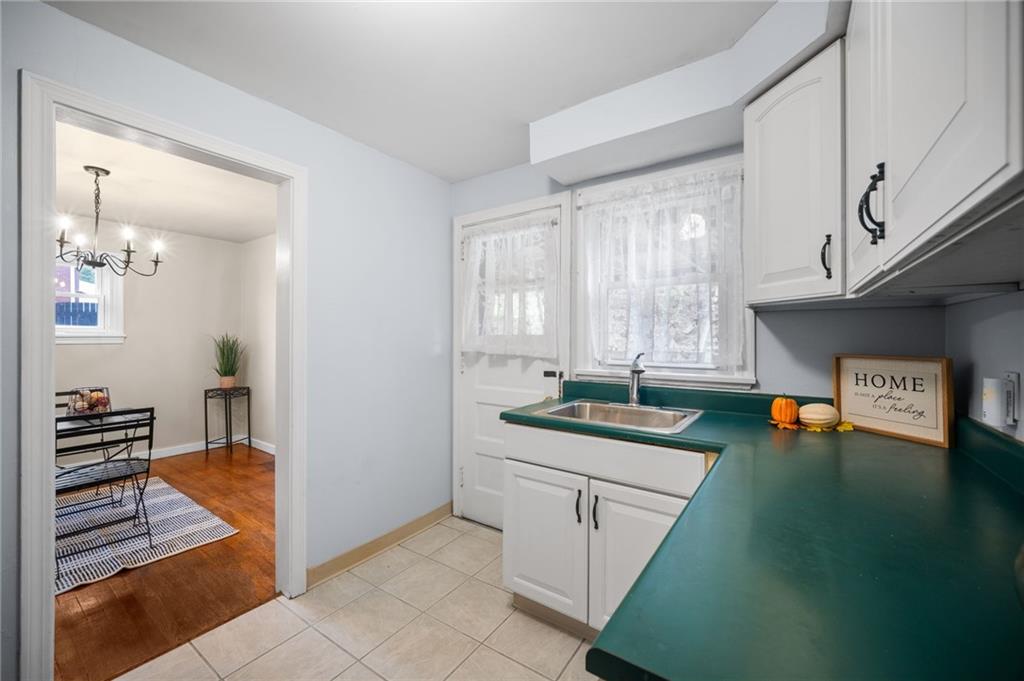 4706 Doyle Road Pittsburgh, PA 15227 - Photo 11 of 22 Gallery Image 11