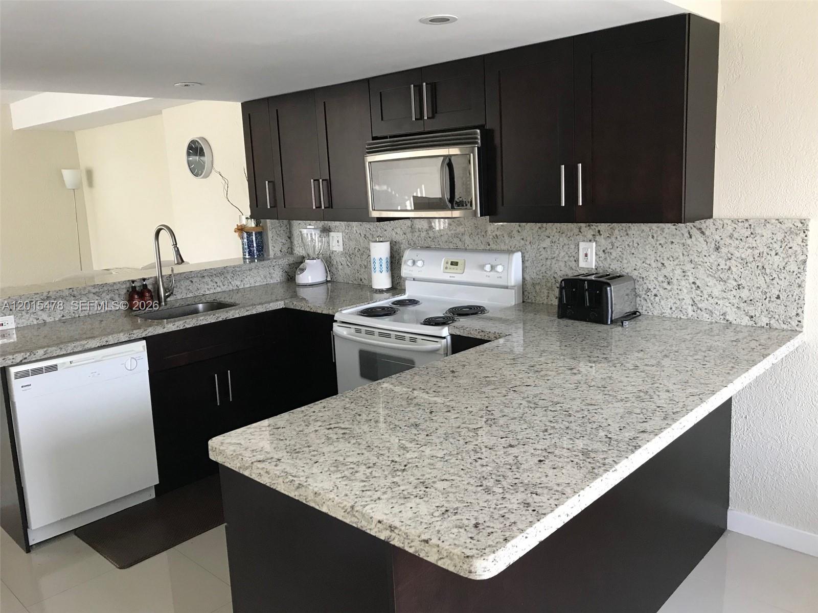 15450 Southwest 85th Terrace, Unit 208 Miami, FL 33193 - Photo 4 of 11