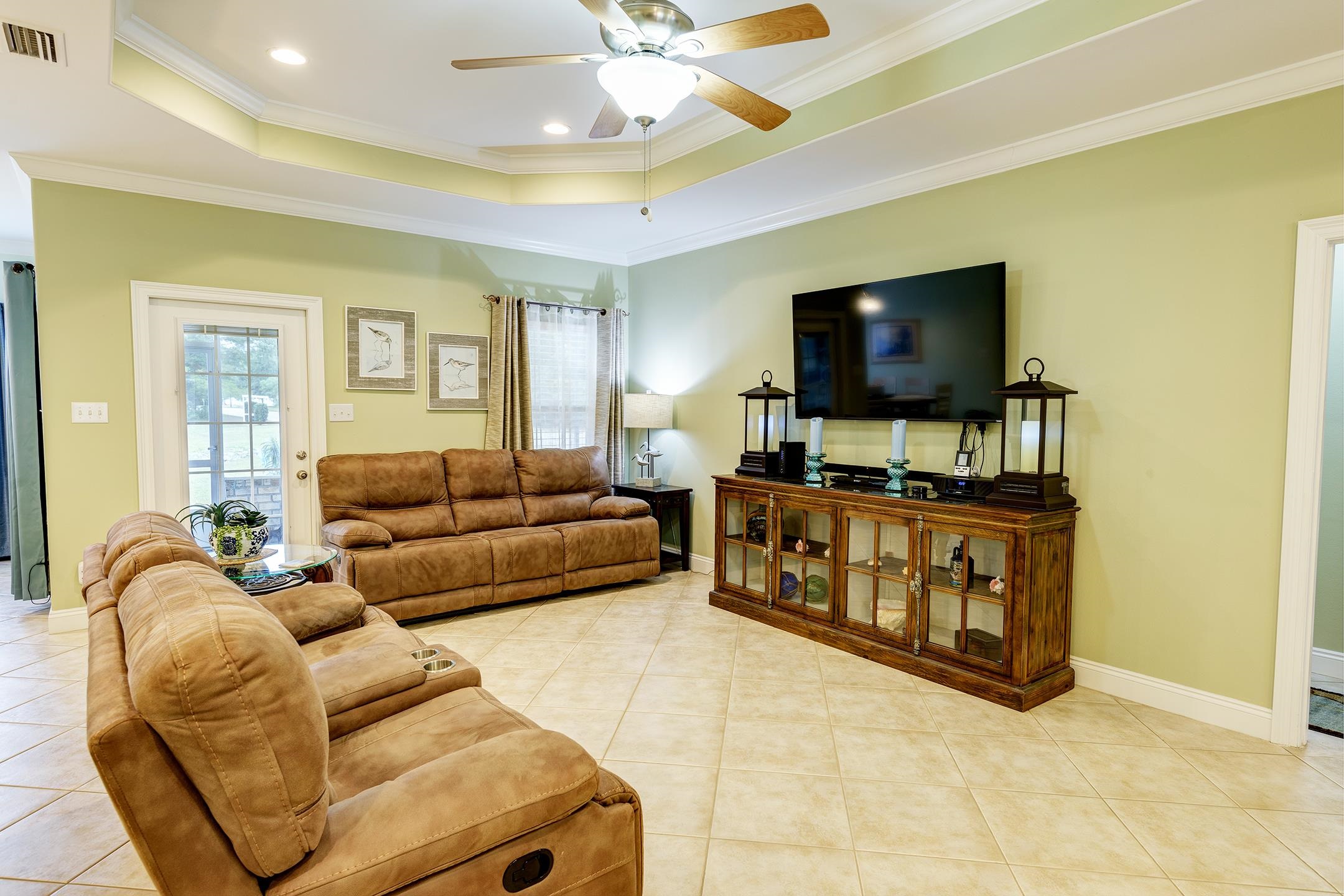201 Hemingway Loop Foley, AL 36535 - Photo 8 of 47