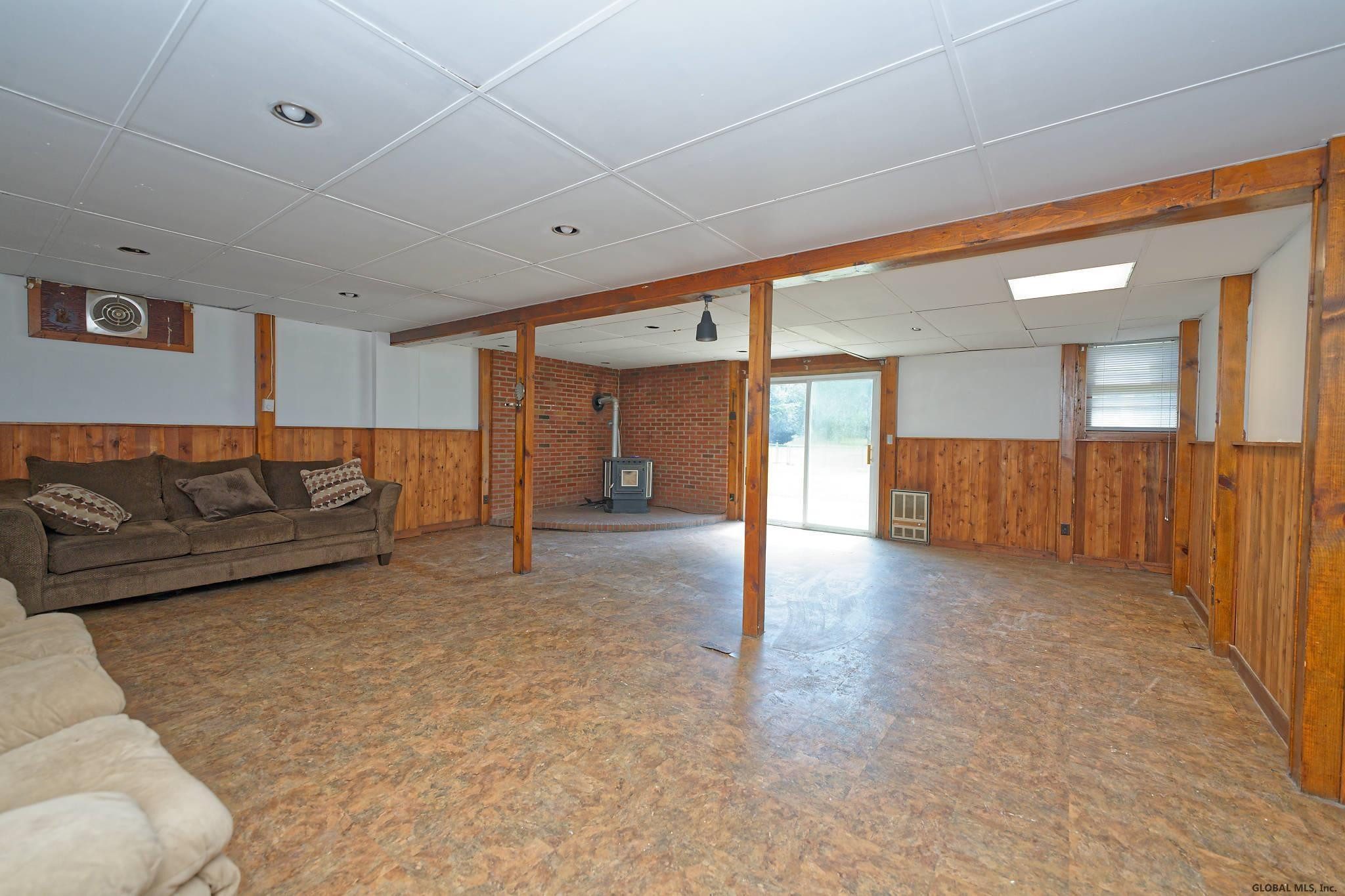 1100 River Road Troy, NY 12182 - Photo 14 of 35 Photo 14