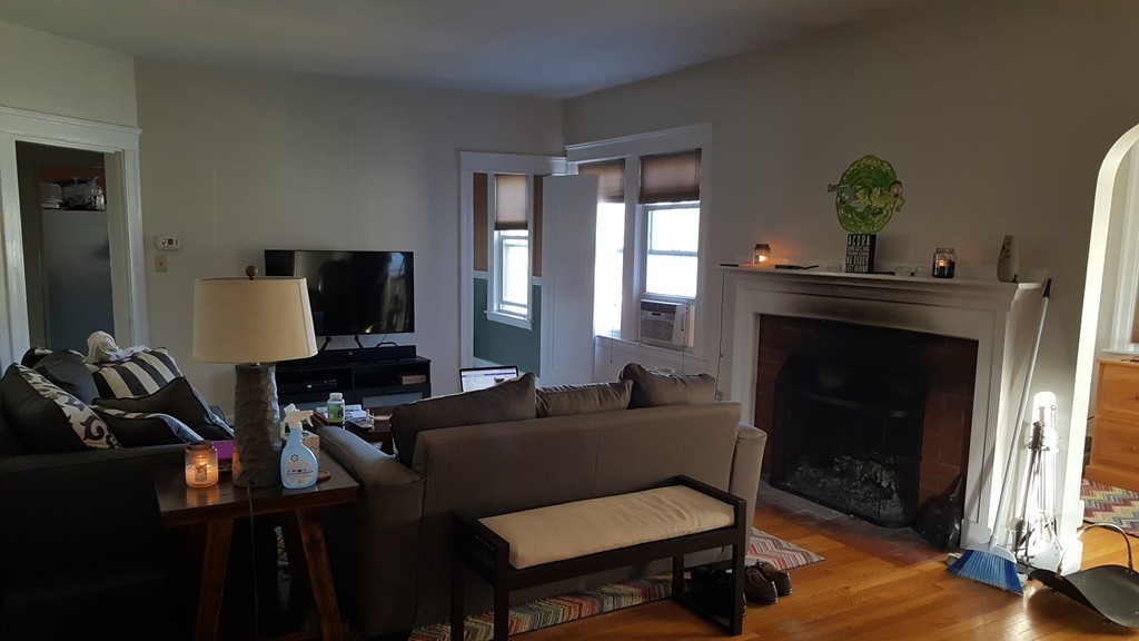 16 Brandon Road Worcester, MA 01606 - Photo 13 of 20 Gallery Image 13