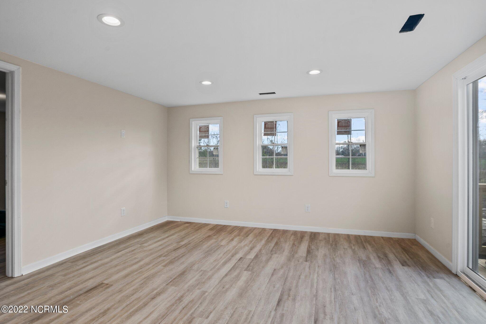568 Ludie Brown Road Chinquapin, NC 28521 - Photo 34 of 41 21-web-or-mls-DSC09830