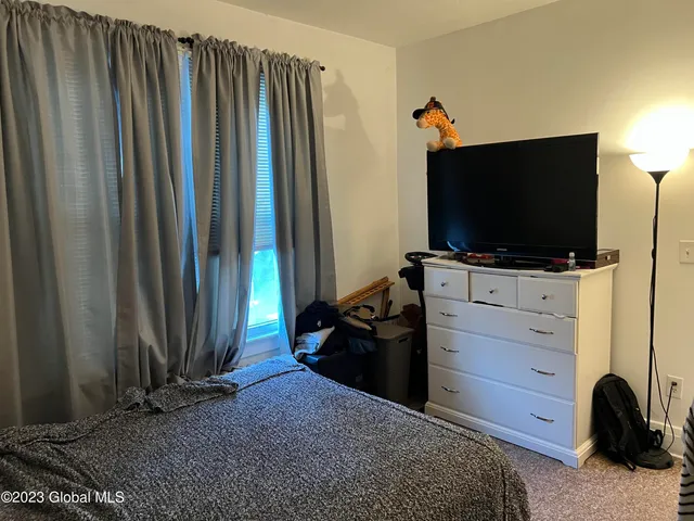 $1,250 | 634 Western Avenue, Unit 2ND FLOOR #1, Albany, NY 12203