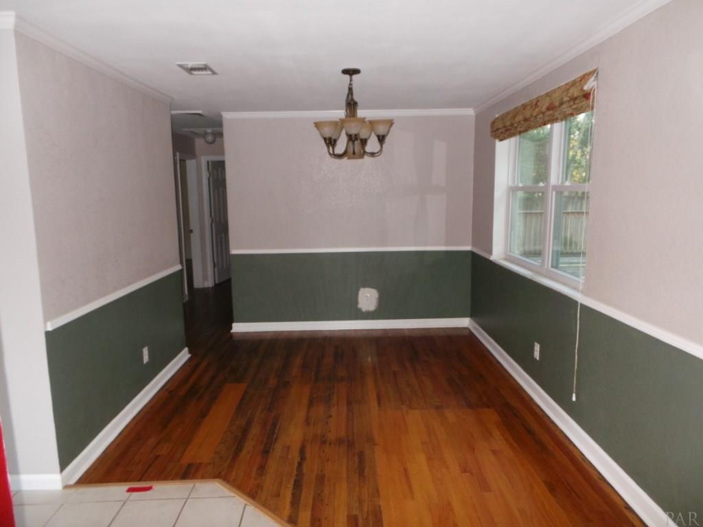 213 Topeka Road Pensacola, FL 32514 - Photo 17 of 29 Gallery Image 17