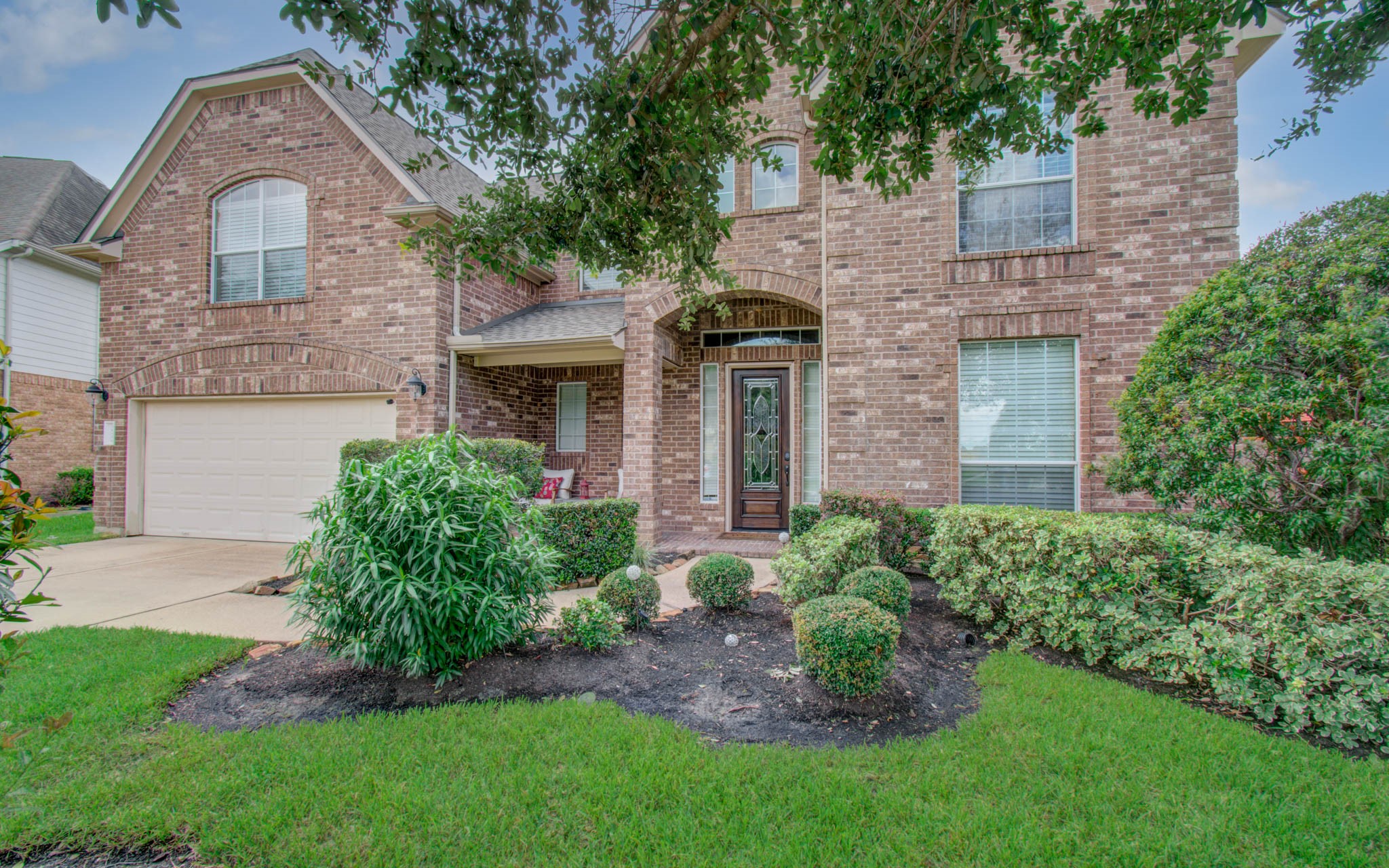 21331 Parham Circle Spring, TX 77388 - Photo 4 of 48 Easy Texas landscaping.
