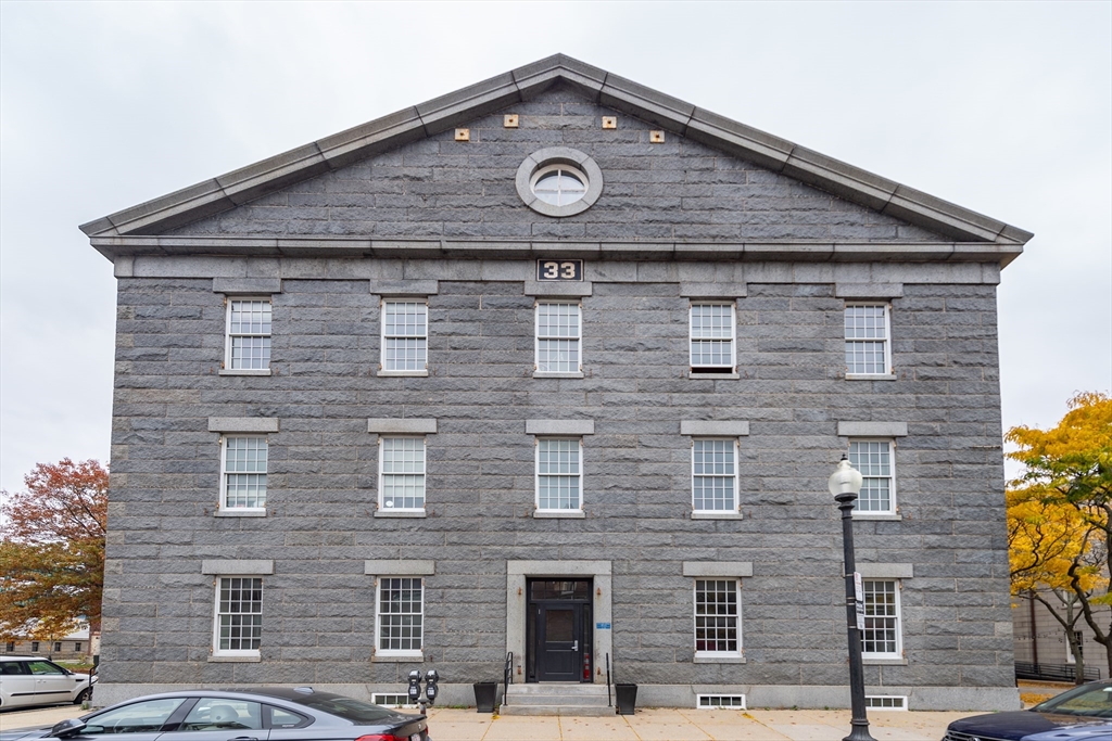 33 3rd Avenue Boston, MA 02129 - Photo 2 of 9