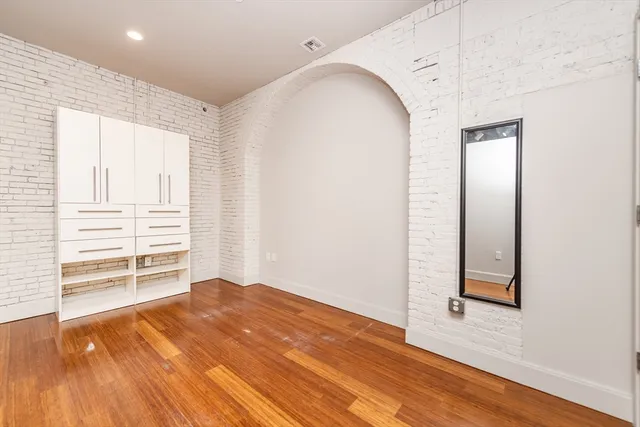 $22,000,000 | 33 3rd Avenue, Boston, MA 02129