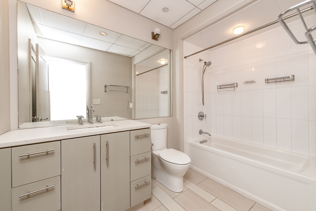 33 3rd Avenue Boston, MA 02129 - Photo 6 of 9