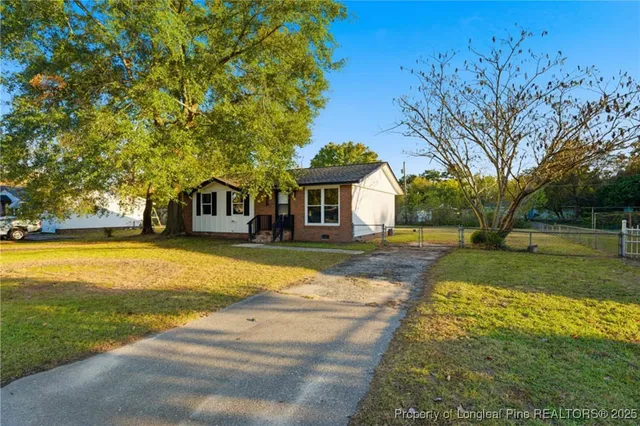 $180,000 | 2720 Edwards Avenue, Spring Lake, NC 28390