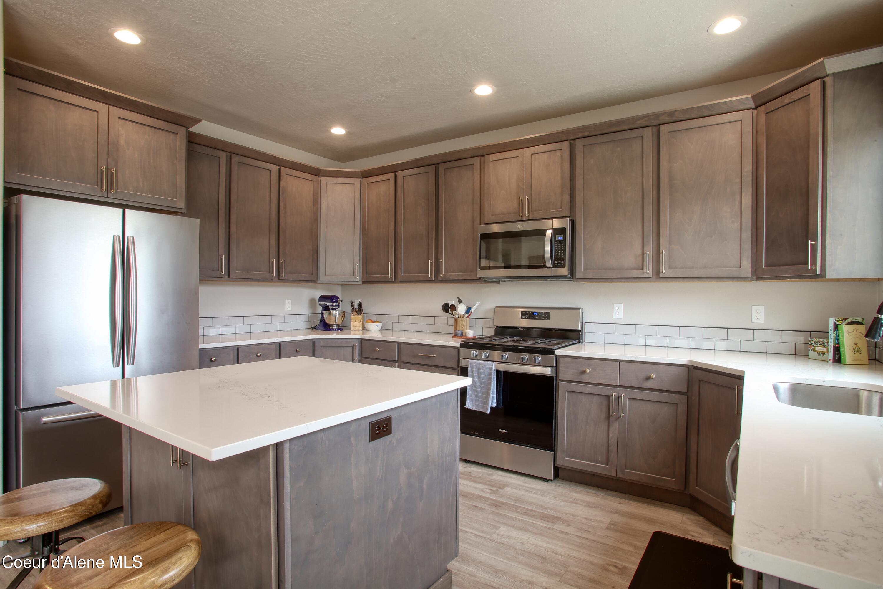 6489 West Astoria Loop Rathdrum, ID 83858 - Photo 16 of 43 kit 3