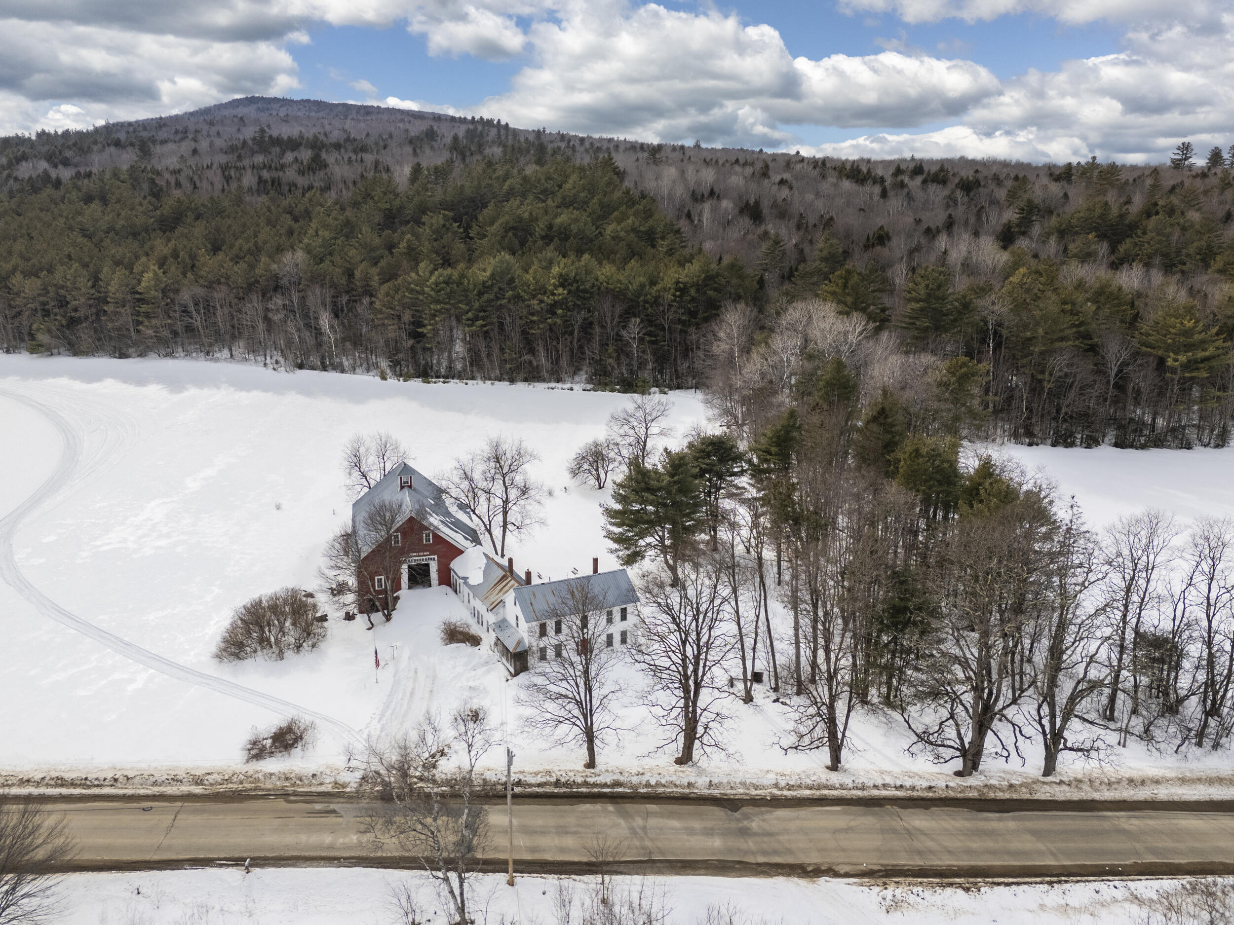 1683 Intervale Road Bethel, ME 04217 - Photo 6 of 33 1683intervale-6