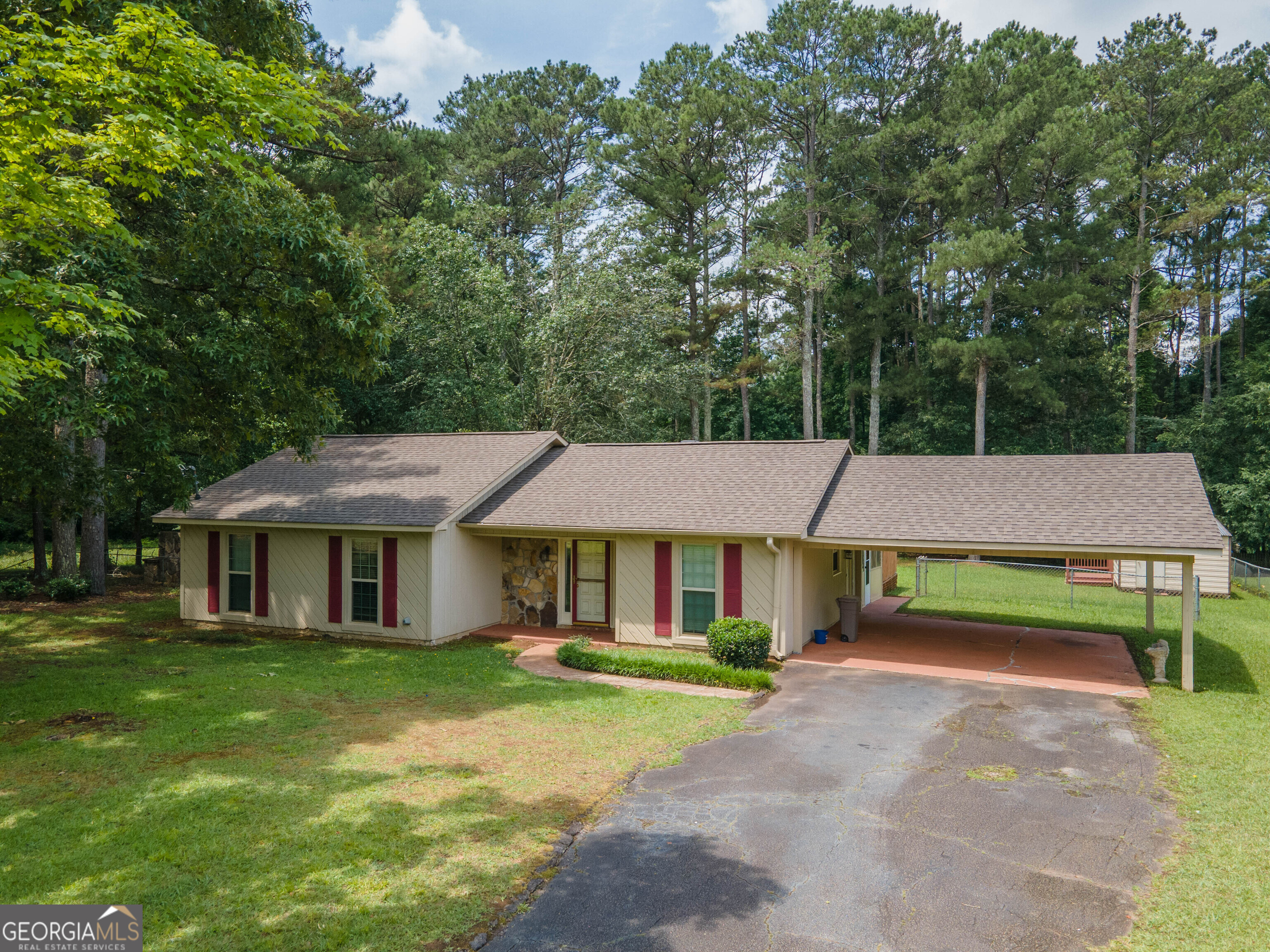 95 Beaver Run LaGrange, GA 30241 - Photo 1 of 37