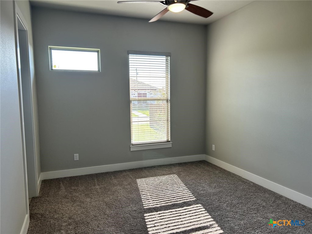 6426 Clayton Court Temple, TX 76502 - Photo 31 of 34 a view of a livingroom with a window
