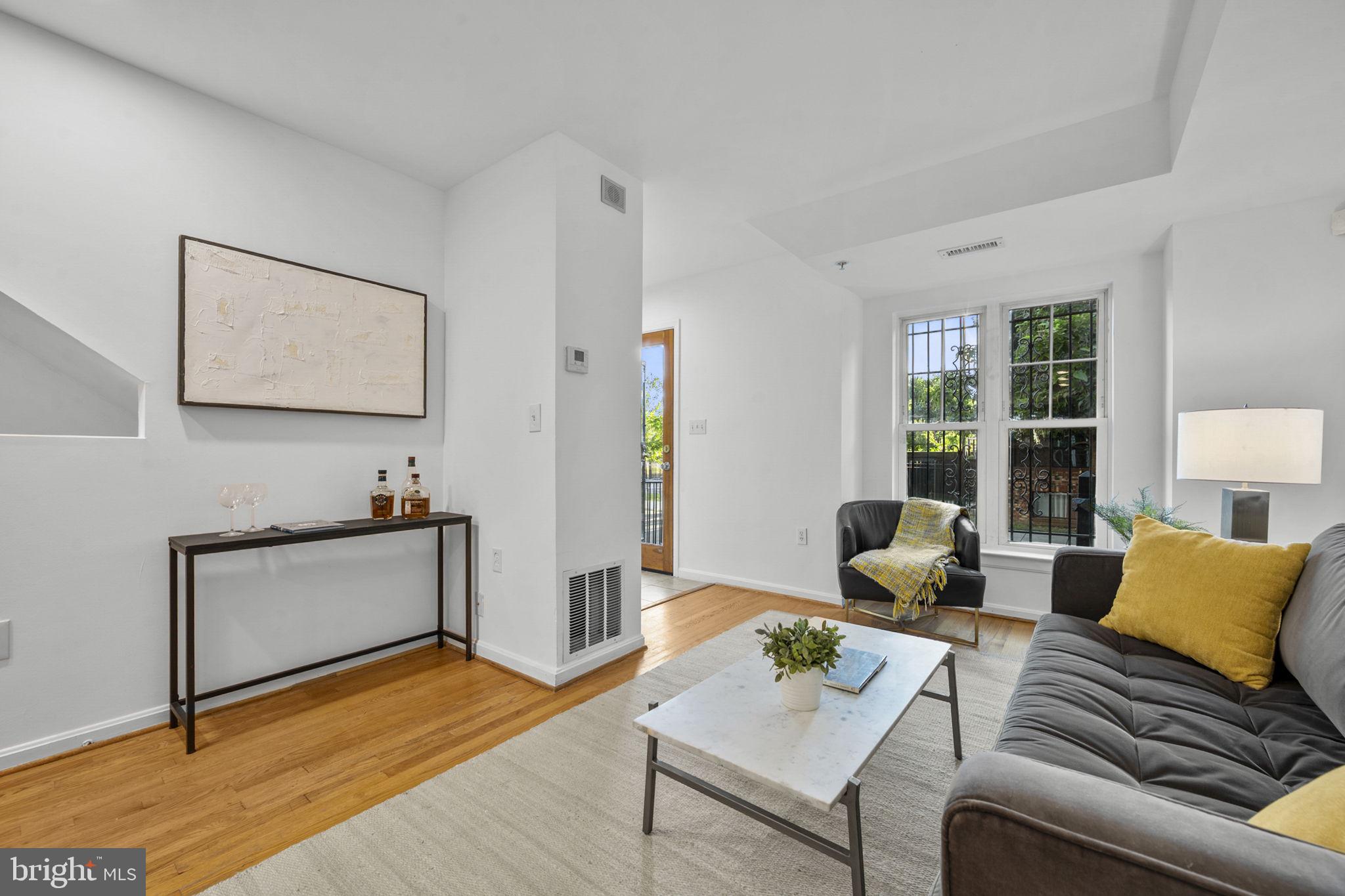 649 16th Street Northeast Washington, DC 20002 - Photo 7 of 38