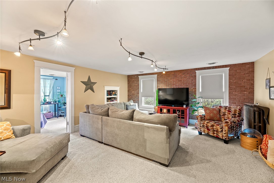 44 Orchard Road Akron, OH 44313 - Photo 24 of 35 Gallery Image 24