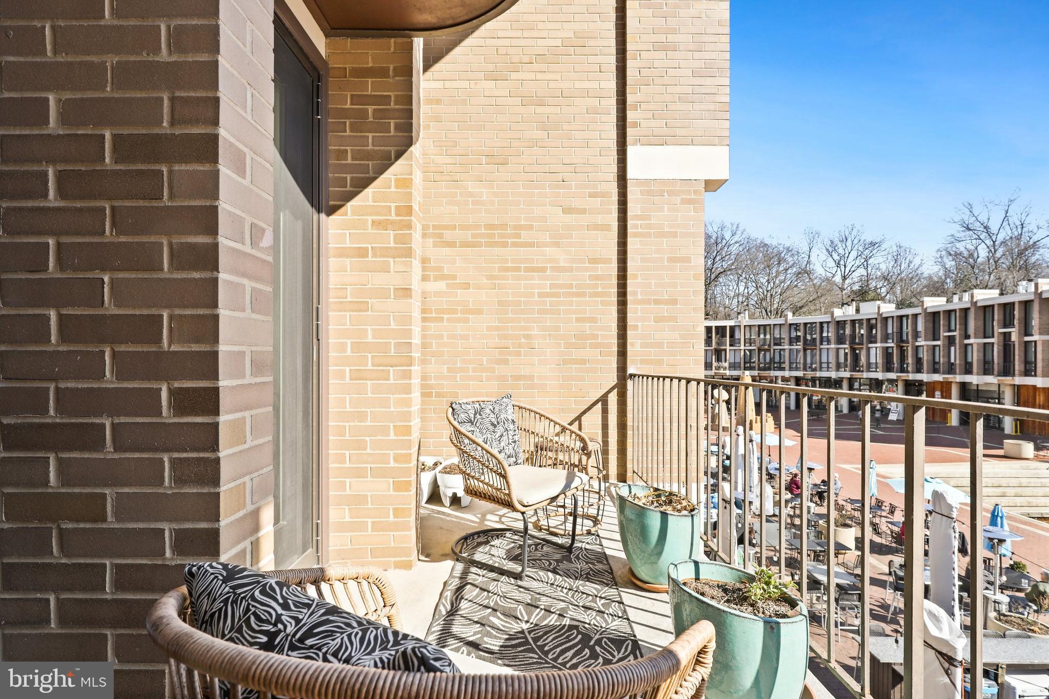 1612 Chimney House Road, Unit 1612 Reston, VA 20190 - Photo 17 of 33 Gallery Image 17