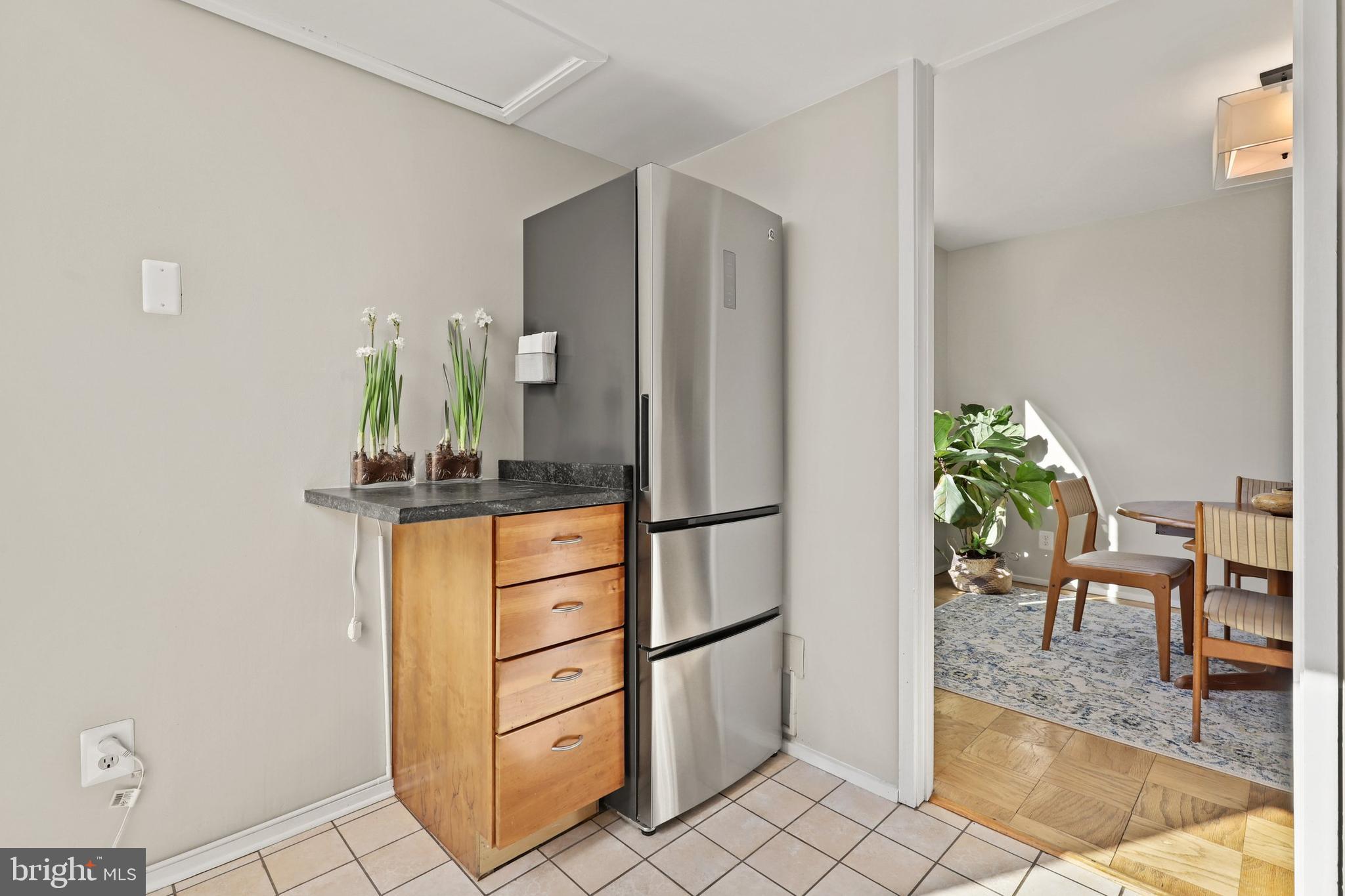 1612 Chimney House Road, Unit 1612 Reston, VA 20190 - Photo 5 of 33 Gallery Image 5