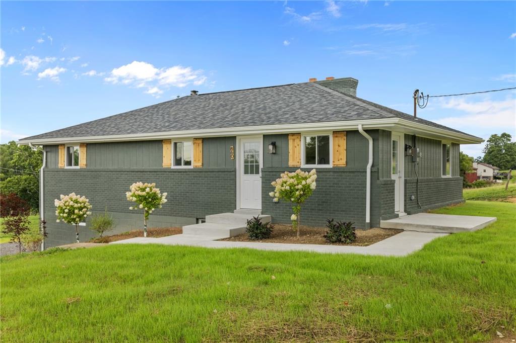 860 Mcelhaney Road Freedom, PA 15042 - Photo 1 of 33