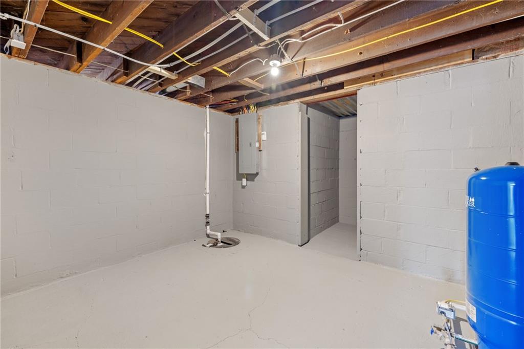 860 Mcelhaney Road Freedom, PA 15042 - Photo 29 of 33