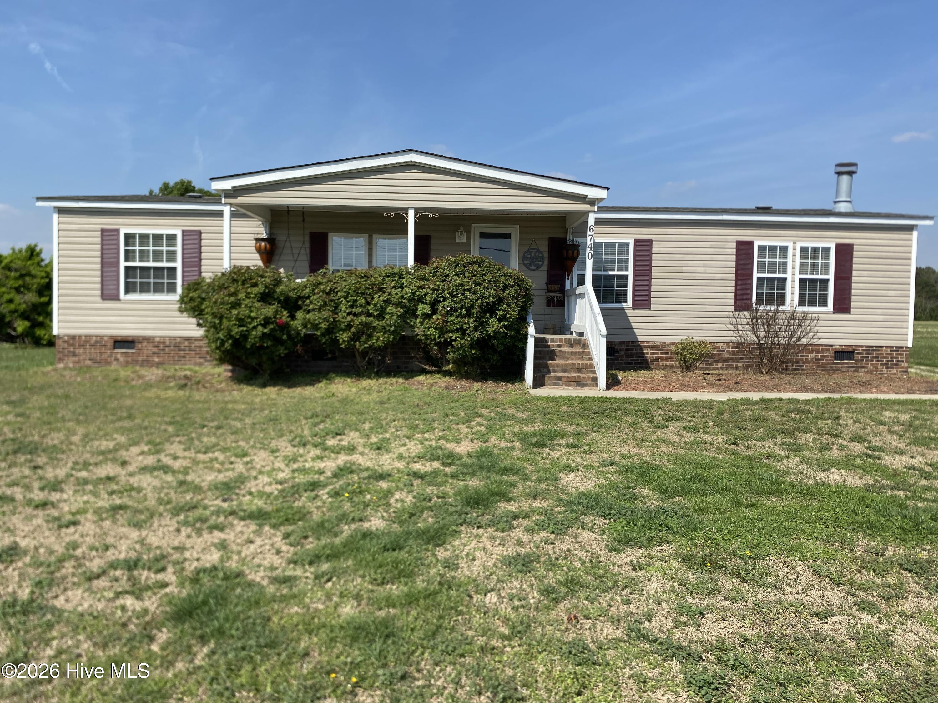 6740 Stantonsburg Road Farmville, NC 27828 - Photo 1 of 21 Front of house