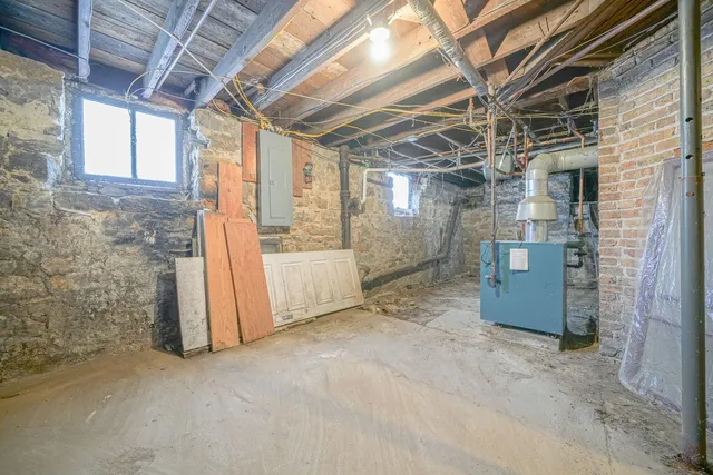 $159,900 | 408 South 5th Street, Oregon, IL 61061