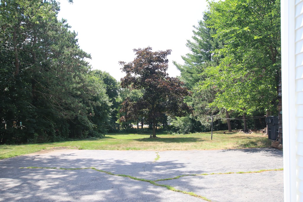 252 Providence Road Grafton, MA 01560 - Photo 4 of 27 Gallery Image 4