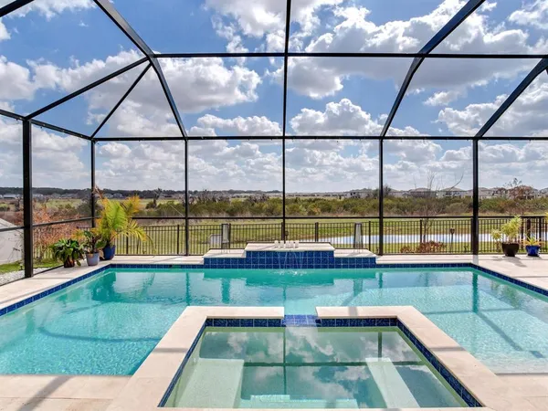 $633,000 | 9822 Shoreline Vw Way, Wesley Chapel, FL 33545