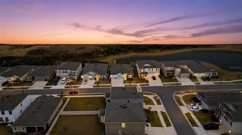$633,000 | 9822 Shoreline Vw Way, Wesley Chapel, FL 33545