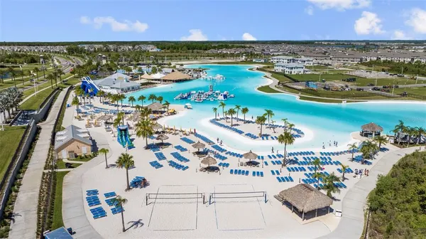 $633,000 | 9822 Shoreline Vw Way, Wesley Chapel, FL 33545