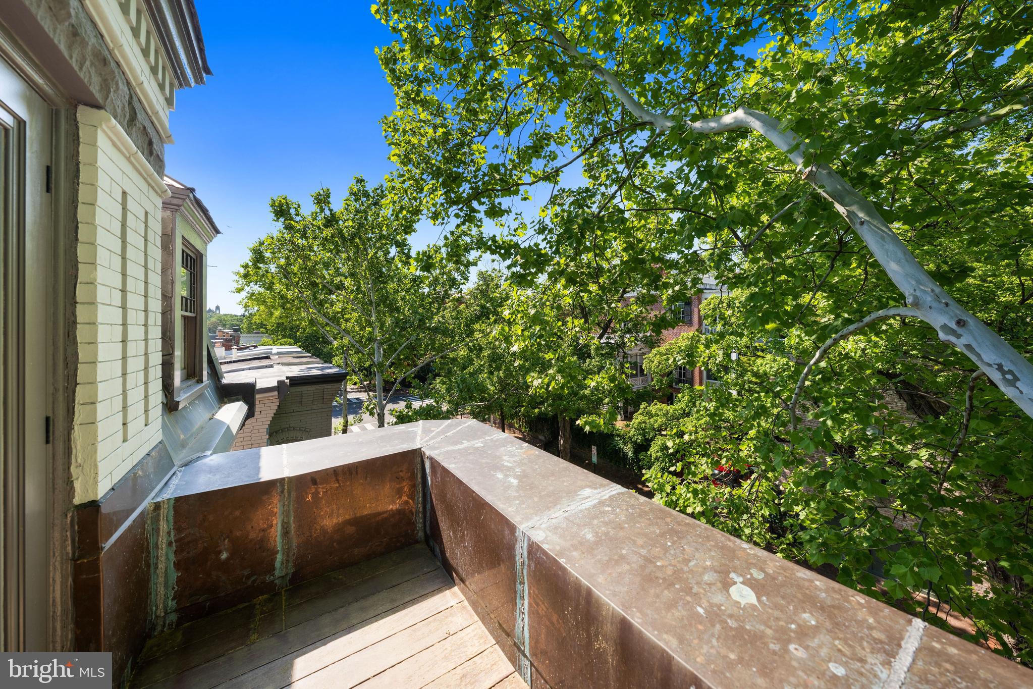 3420 P Street Northwest Washington, DC 20007 - Photo 20 of 32 a balcony with an outdoor space