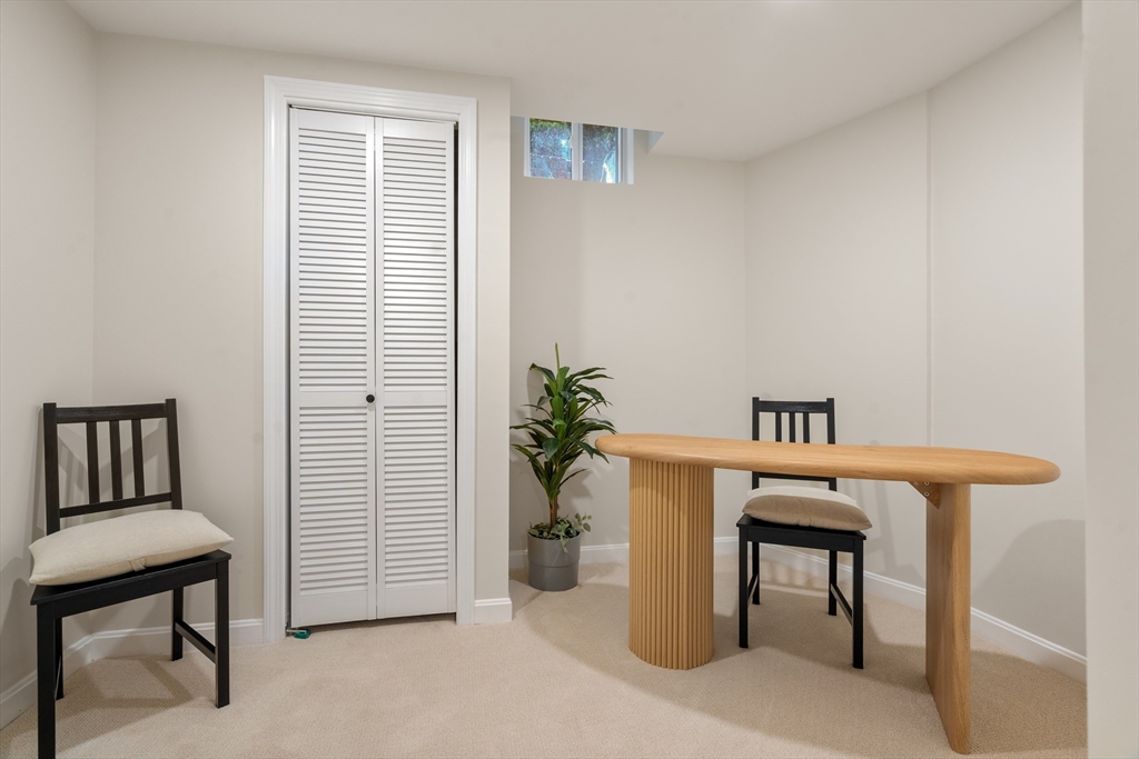 601 Walnut Street Newton, MA 02460 - Photo 17 of 21