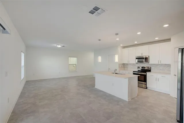 $1,950 | 633 Trotters Drive, Eagle Lake, FL 33839