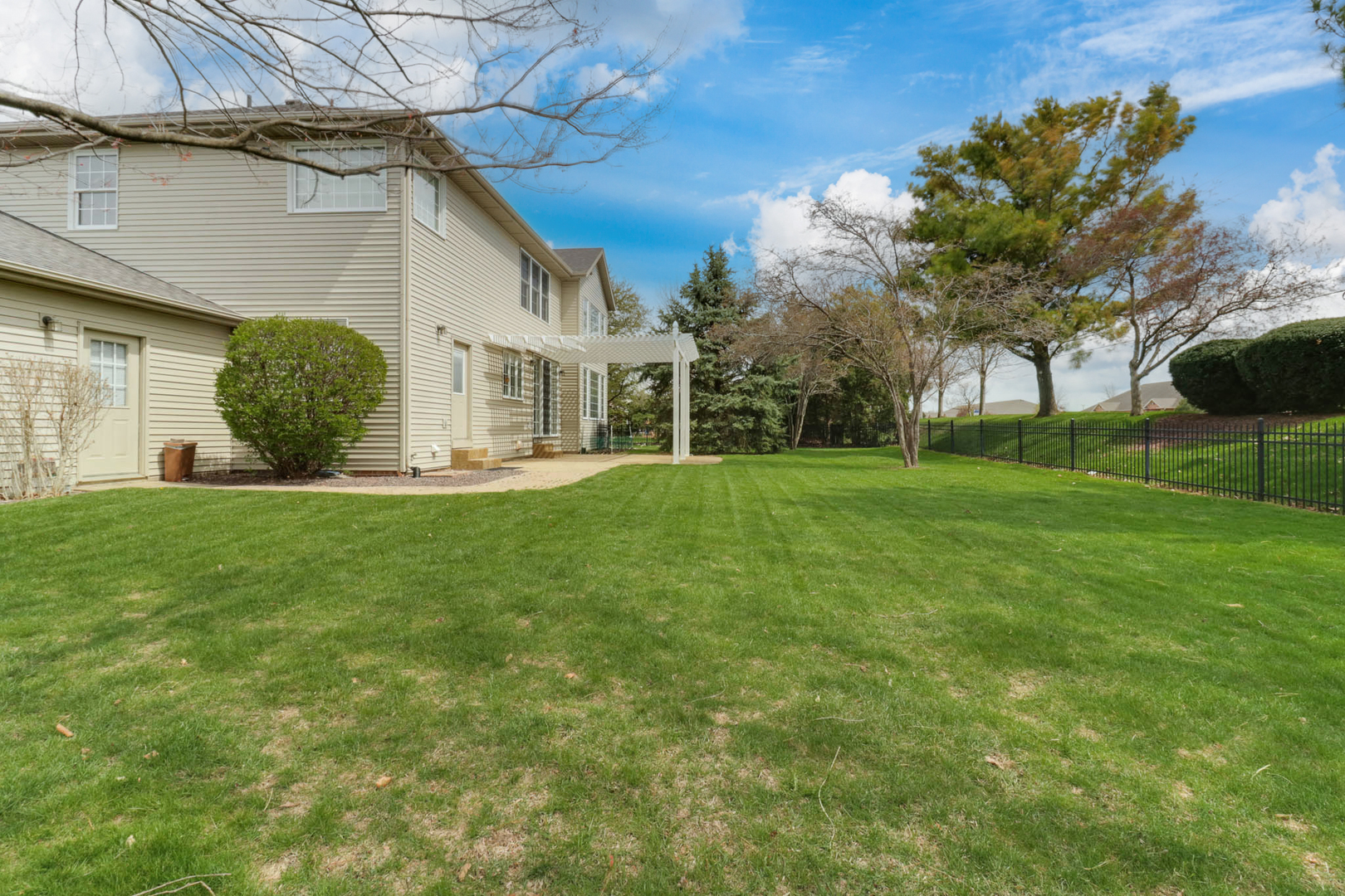 3 Strawberry Road Bloomington, IL 61704 - Photo 56 of 57 Gallery Image 56