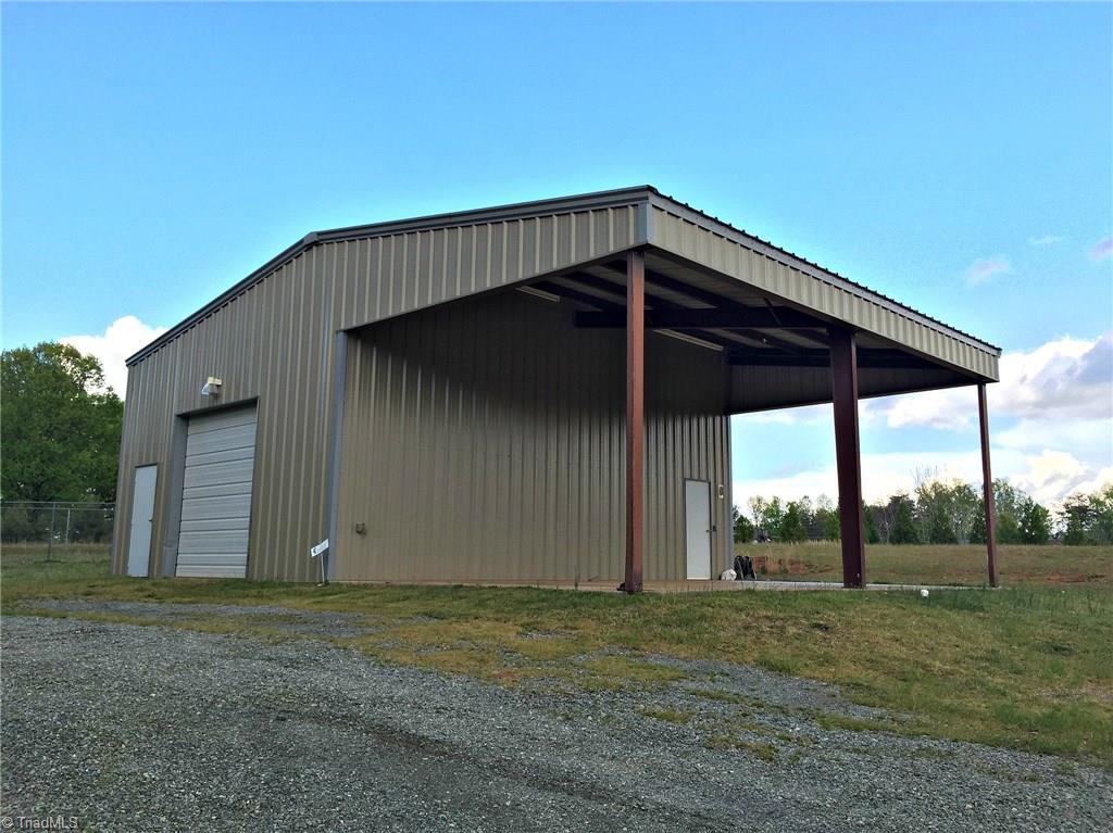 1132 Boone Road Burlington, NC 27217 - Photo 2 of 20 Gallery Image 2