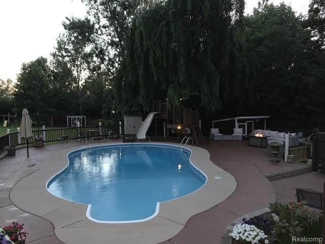 1299 Turrill Road Lapeer, MI 48446 - Photo 2 of 48 unnamed (6).jpg